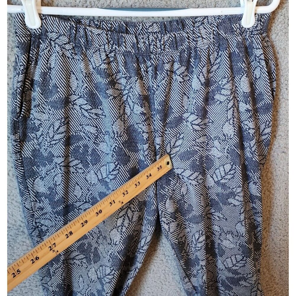 Lands End Elastic Waist Sport Knit Straight Leg Crop Capri Pants Blue Floral MP - Picture 6 of 14